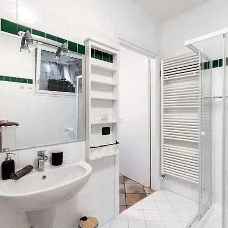Annalisa - Downtown Apartment